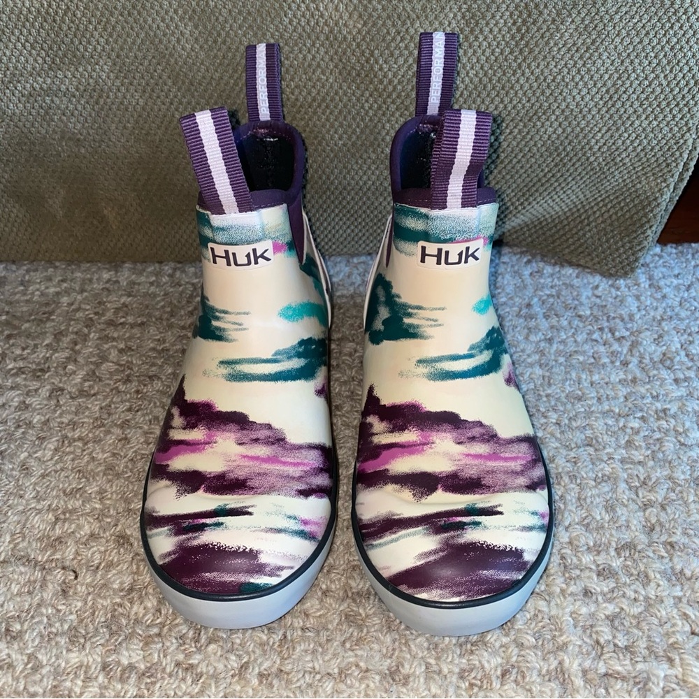 Huk Purple and Green Winter Rain Boots with Pull Tabs